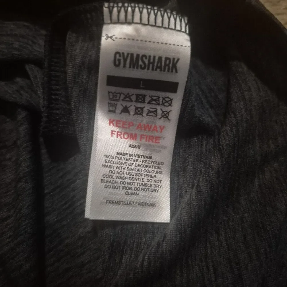 Lot of 2~ GYMSHARK Short Sleeved Performance Athletic T-Shirts Men's Large